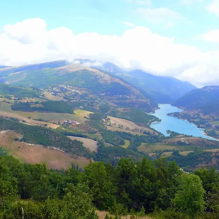 Lantgård Agriturismo Campo Del Rio